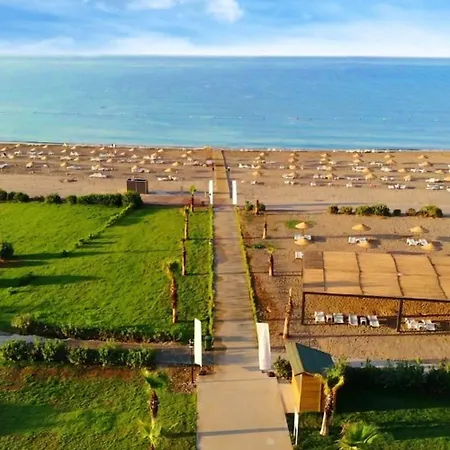 فندق Dionisus 4*